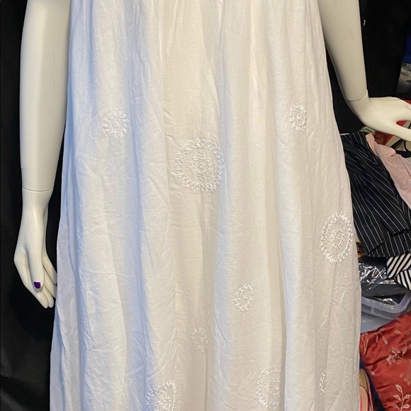 Moda International - Picture 6 of 8